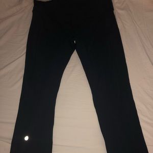 lululemon navy 21 inch leggings!